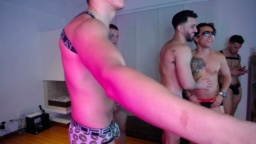 Hot_Guys_Have_Fun  29-08-2020